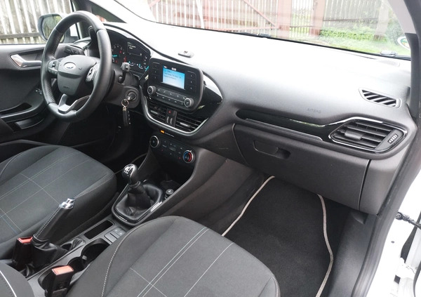 Ford Fiesta cena 34700 przebieg: 81600, rok produkcji 2018 z Poniec małe 191